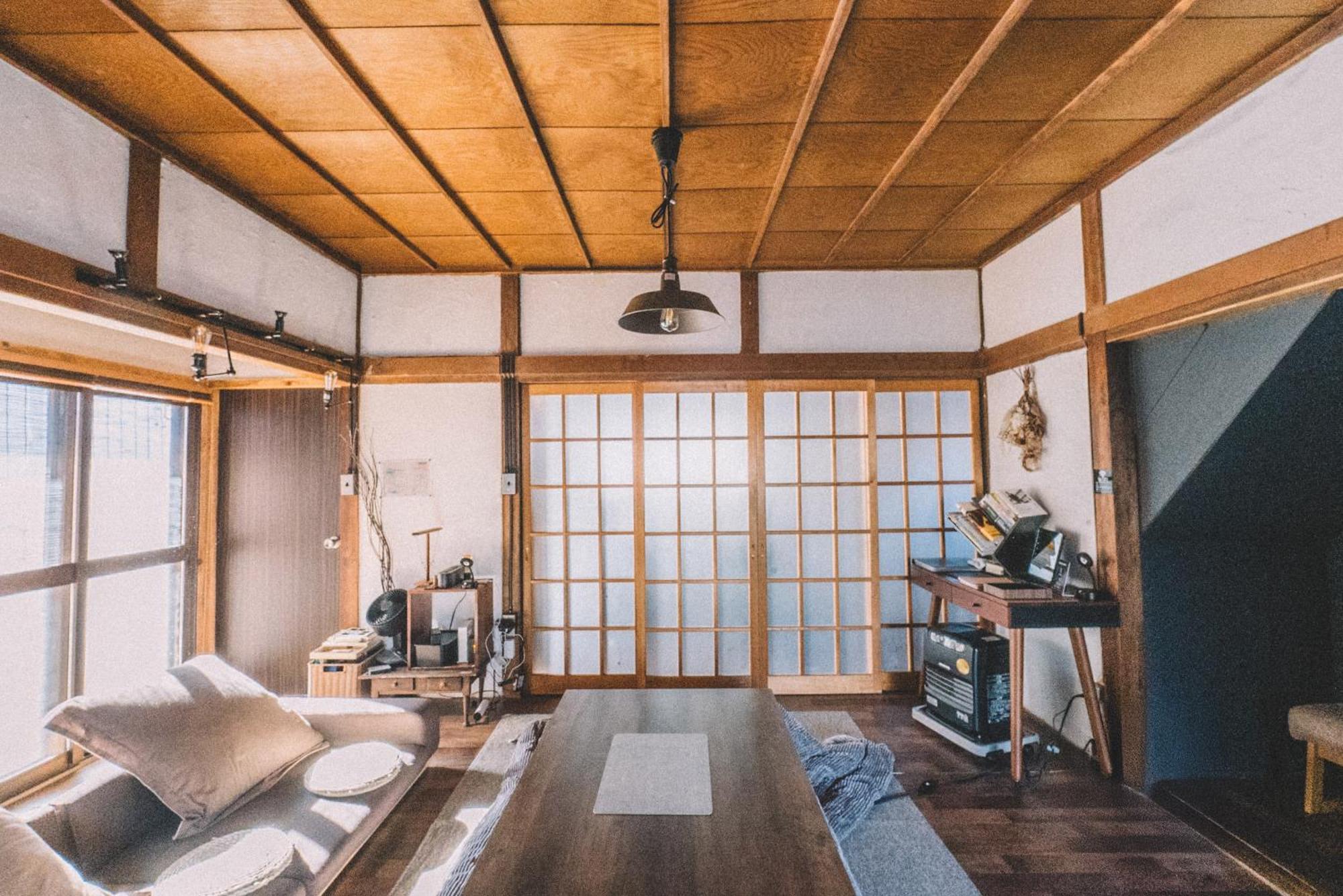 松本市の一棟貸し切りできる古民家 エクステリア 写真